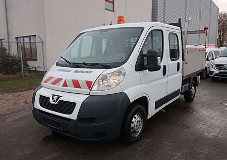 Peugeot Boxer HDi Doppelkabine / AHK / 7 Sitze