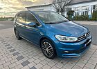 VW Touran Volkswagen 2.0 TDI SCR (BlueMotion) DSG Highline 7 Sitzer