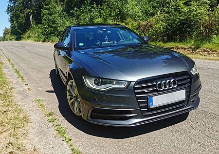 Audi A6 Avant 3.0 TDI DPF quattro tiptronic
