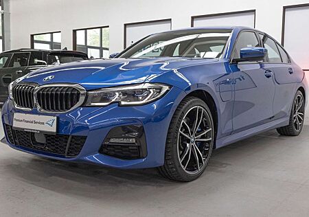 BMW 330 xe M Sport Laser HUD PA+ DriveAssPro H&K uvm!