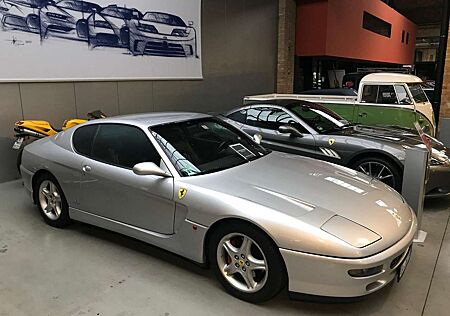 Ferrari 456 6-Gang Schaltwagen/ Motor Schaden