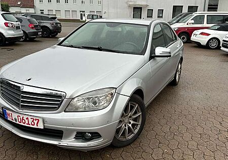 Mercedes-Benz C 180 CGI Automatik BlueEFFICIENCY Special Edition