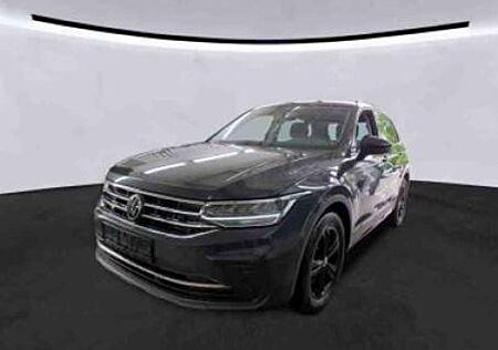 VW Tiguan Volkswagen Urban Sport 2.0 TDI 4-Motion ACC+AHK+KAMERA+LED+NA