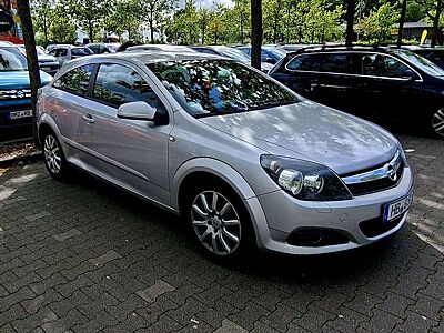Opel Astra 1.9 GTC 150ps