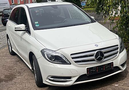 Mercedes-Benz C 180 T CDI DPF (BlueEFFICIENCY) Elegance