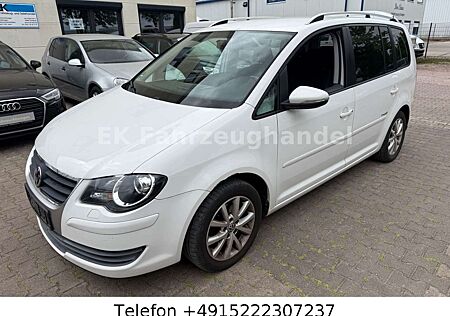 VW Touran Volkswagen Freestyle