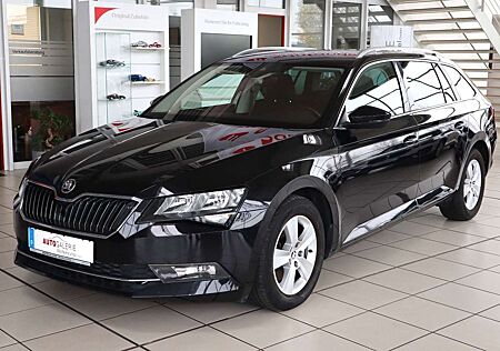 Skoda Superb Combi Ambition AHK Navi Klima PDC