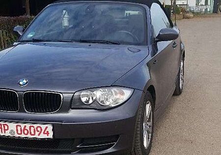 BMW 118 i Cabrio (E88)