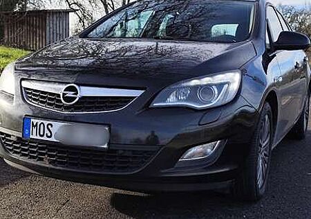 Opel Astra 2.0 CDTI DPF Sports Tourer Design Edition