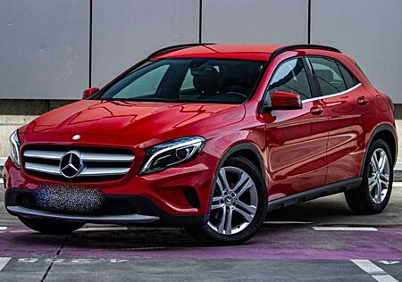 Mercedes-Benz GLA 200 (CDI) d 7G-DCT