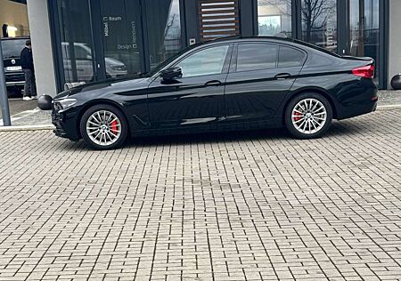 BMW 530 d xDrive Sport Line