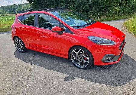 Ford Fiesta 1.5 EcoBoost ST Performance / Vollausstattung