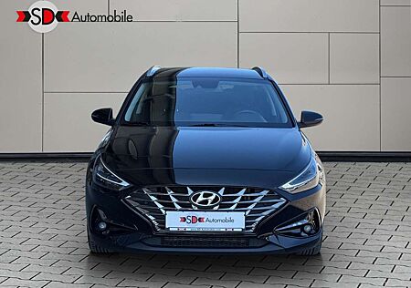 Hyundai i30 1.6 CRDi cw Intro Edition LED Navi-Groß ALU