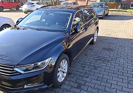 VW Passat Variant Volkswagen 2.0 TDI SCR Comfortline