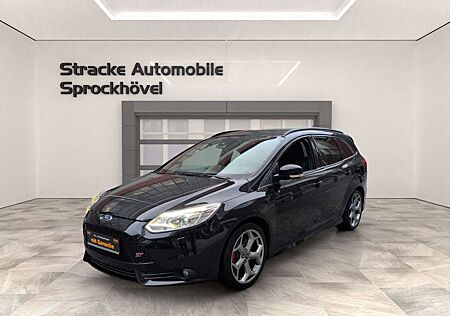 Ford Focus Turnier ST 250 *88.087* TÜV Neu! Recaro