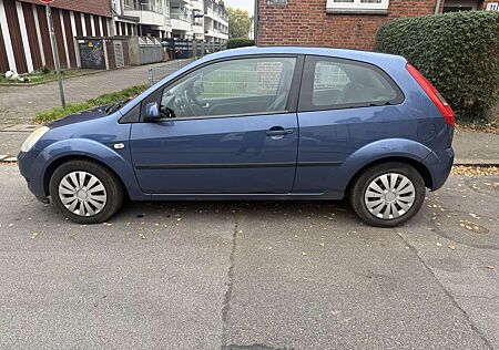 Ford Fiesta 1.3 Ambiente