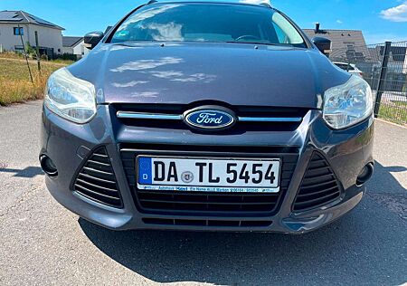 Ford Focus Trend 1,6Ti-VCTTrend