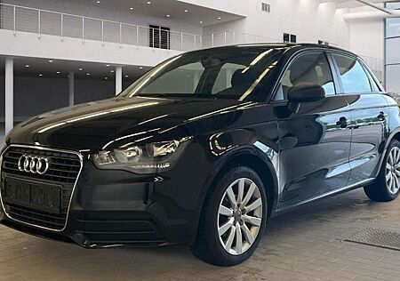 Audi A1 Sportback attraction,Scheckheft,Topzustand