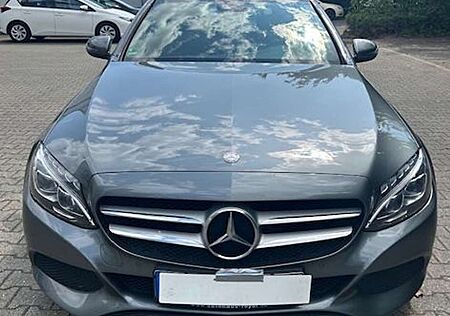 Mercedes-Benz C 220 d 4Matic T 9G-TRONIC Avantgarde