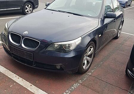 BMW 520i 520