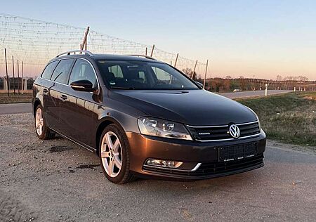 VW Passat Variant Volkswagen Trendline BlueMotion