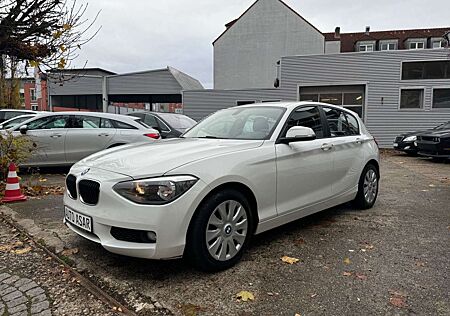 BMW 116 d Lim. 5-Türer/AUTOMATIK/KLIMAAUTO./SITZHZG./