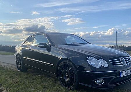 Mercedes-Benz CLK 500 Coupe Avantgarde