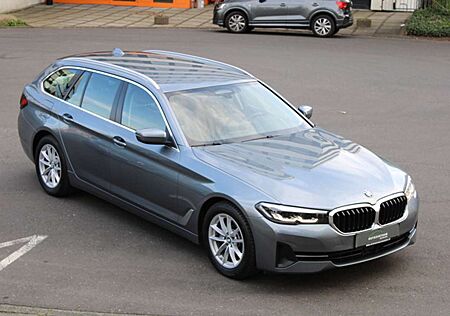 BMW 520 d xDrive Touring Leder/H&K/ACC/Kamera/LED