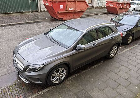 Mercedes-Benz GLA 200 Urban