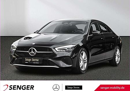 Mercedes-Benz CLA 180 Rückfahrkamera Sitzheizung MBUX-Navi LED