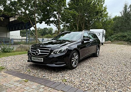 Mercedes-Benz E 220 CDI AVANTGARDE/LED/AHK/LEDER/NAVI