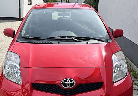 Toyota Yaris 1.0 VVT-i Life