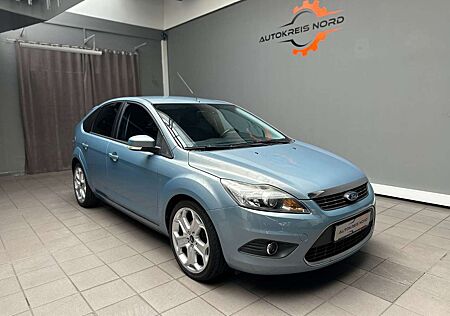 Ford Focus Lim. Titanium +HU NEU+AUTOMATIK+PDC+