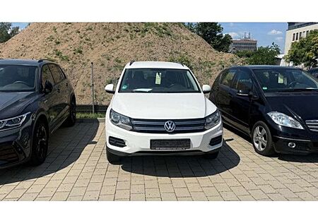 VW Tiguan Volkswagen Track & Field BMT 4Motion