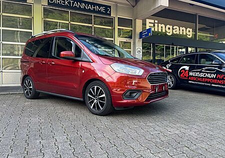 Ford Tourneo Courier Titanium super Zustand