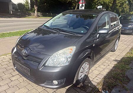 Toyota Corolla Verso 2.2 D-4D Sol