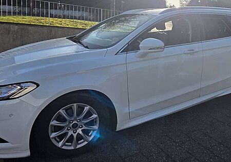 Ford Mondeo Titanium