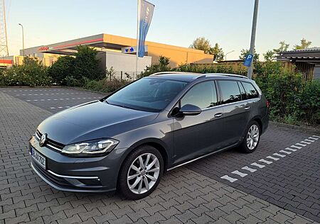 VW Golf Variant Volkswagen Golf VII Variant Diesel 2.0 TDI (BlueMotion Techno