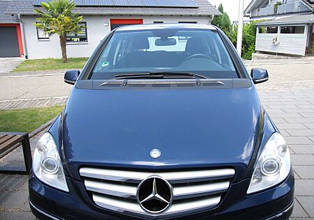 Mercedes-Benz B 200 CDI TÜV NEU! Automatik! Gepflegter Zustand!