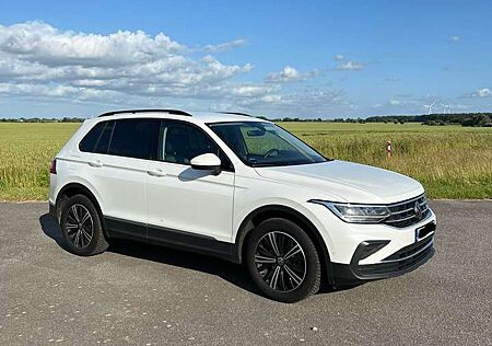 VW Tiguan Volkswagen 2.0 TDI SCR DSG Life