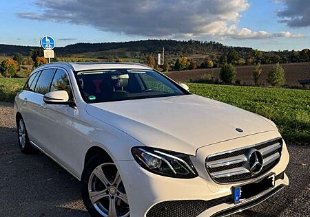 Mercedes-Benz E 220 d T 9G-TRONIC Avantgarde