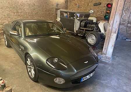 Aston Martin DB7 DB7 Vantage Coupe