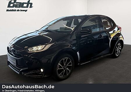 Toyota Yaris 1.5l Hybrid Team D mit Comfort Paket