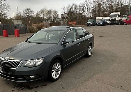 Skoda Superb 1.6 DSG