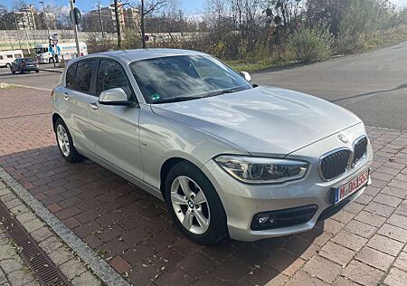 BMW 118 d Sport Line LED NAVI Sportsitze Euro6