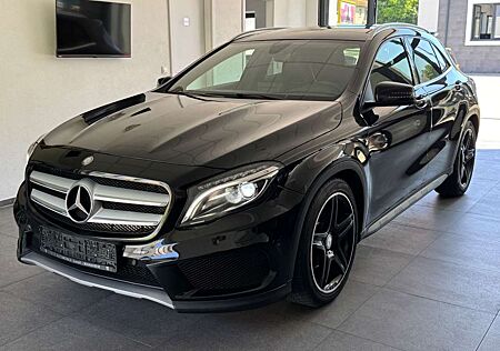Mercedes-Benz GLA 200 d-AMG Line-Carbon-Panorama-BiXenon-Navi-
