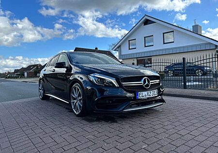 Mercedes-Benz A 45 AMG 4Matic Speedshift 7G-DCT