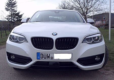 BMW 220d 220 Coupe Aut. Sport Line