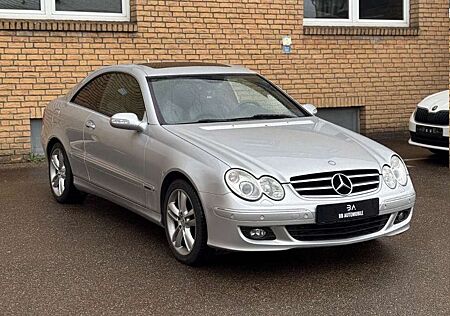 Mercedes-Benz CLK 200 Coupe AUTO.M PANO XENON LEDER NAVI SHZ