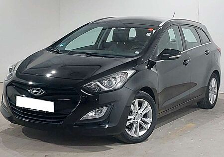 Hyundai i30 cw Trend*Klima*PDC*SHZ*GRA*AHK!